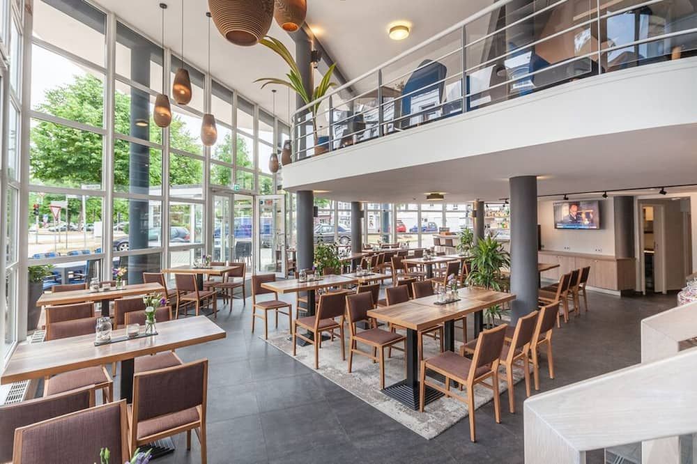 מסעדה תמונה