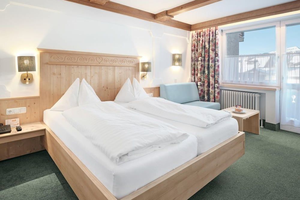 אחר