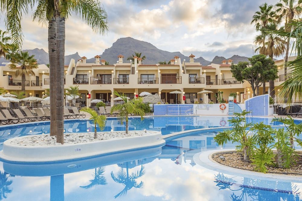 בריכה תמונה