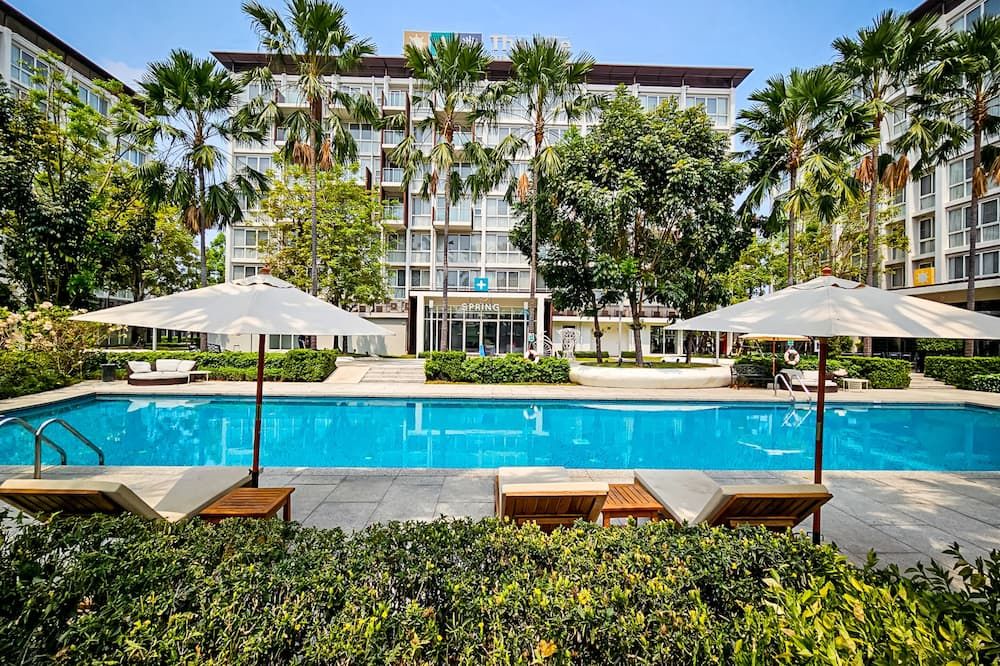 בריכה תמונה