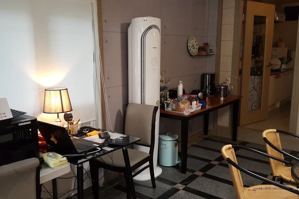 חדר אוכל תמונה