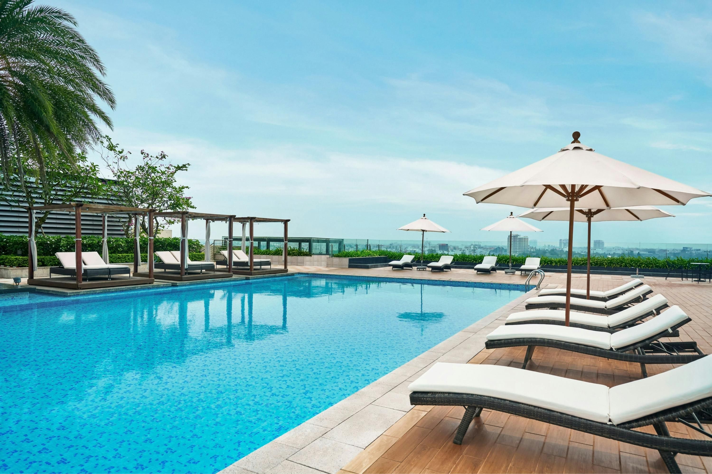 בריכה תמונה