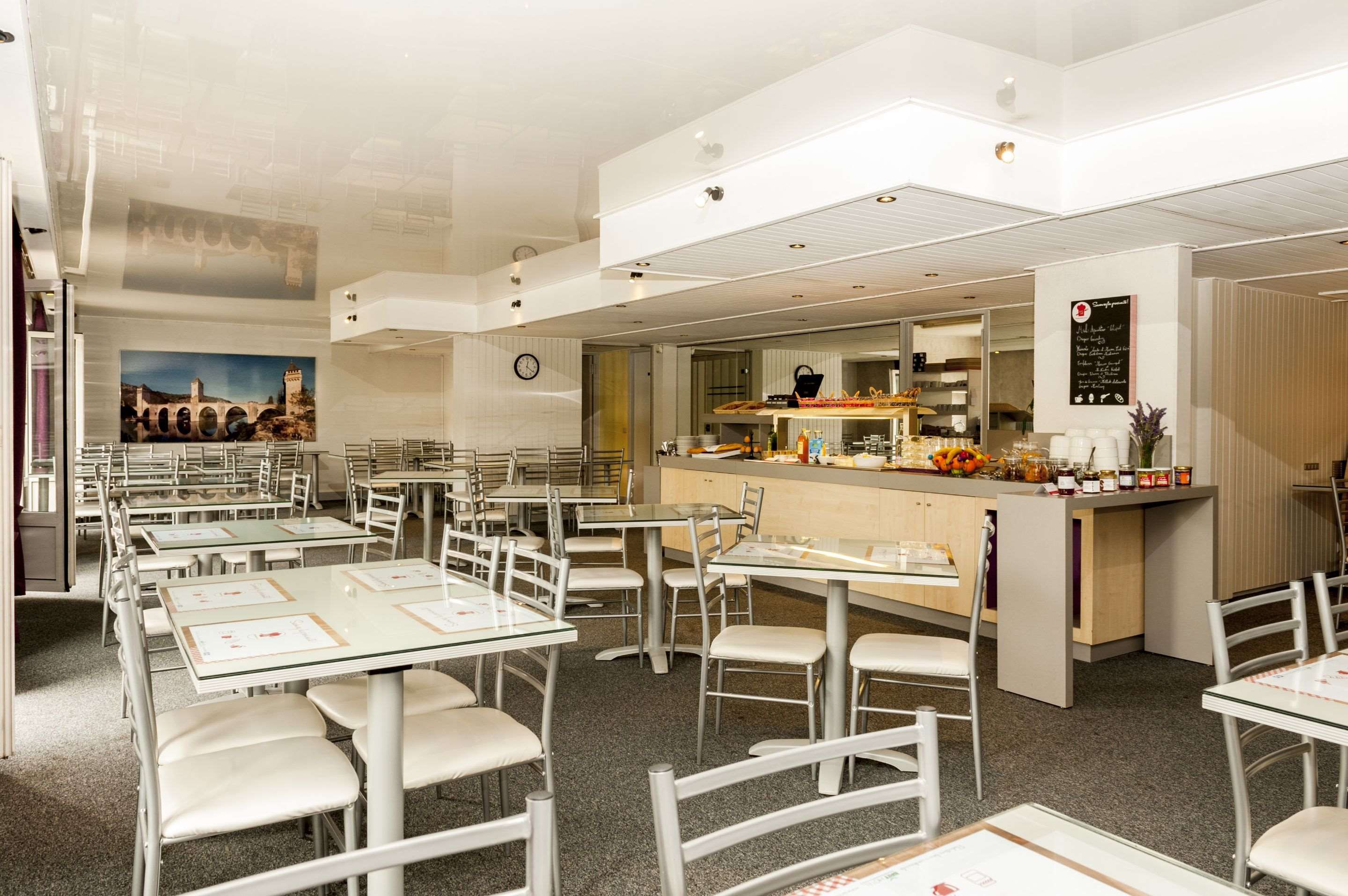 מסעדה תמונה