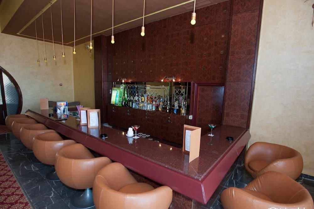 בר
