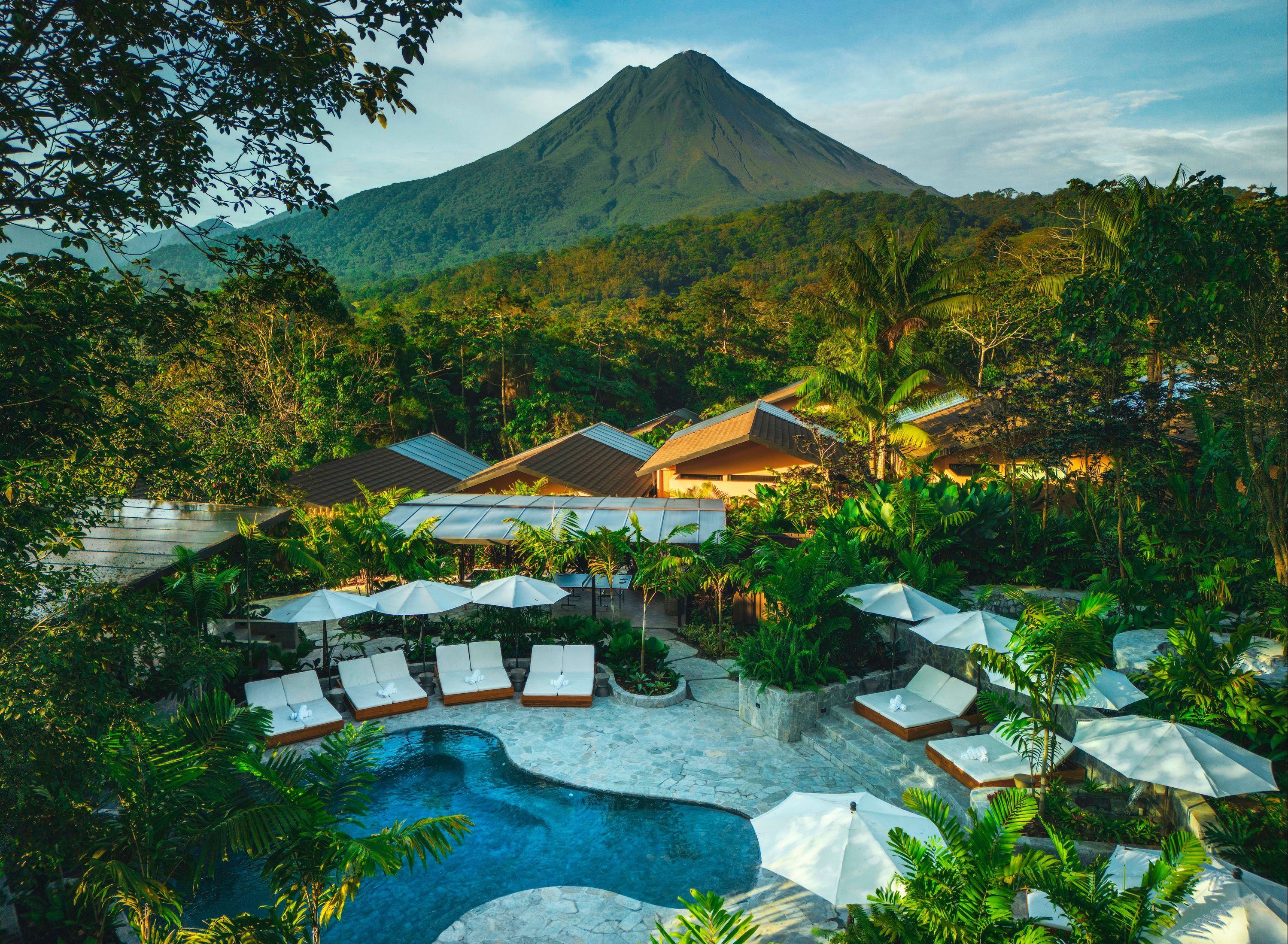 בריכה תמונה