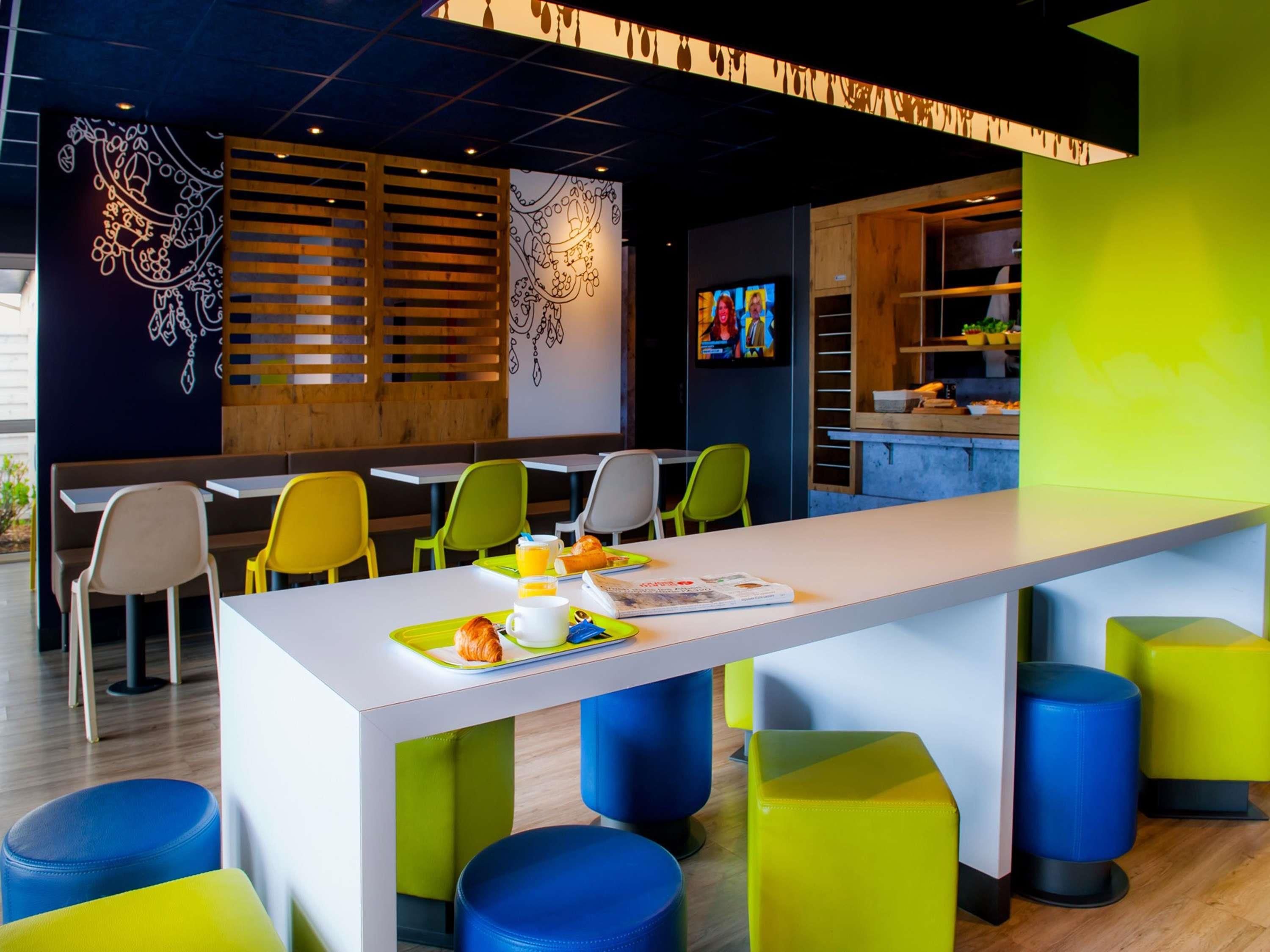 מסעדה תמונה