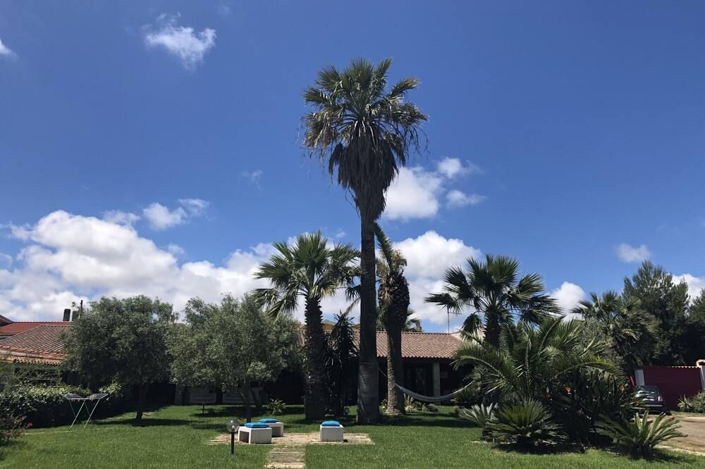 נוף חיצוני