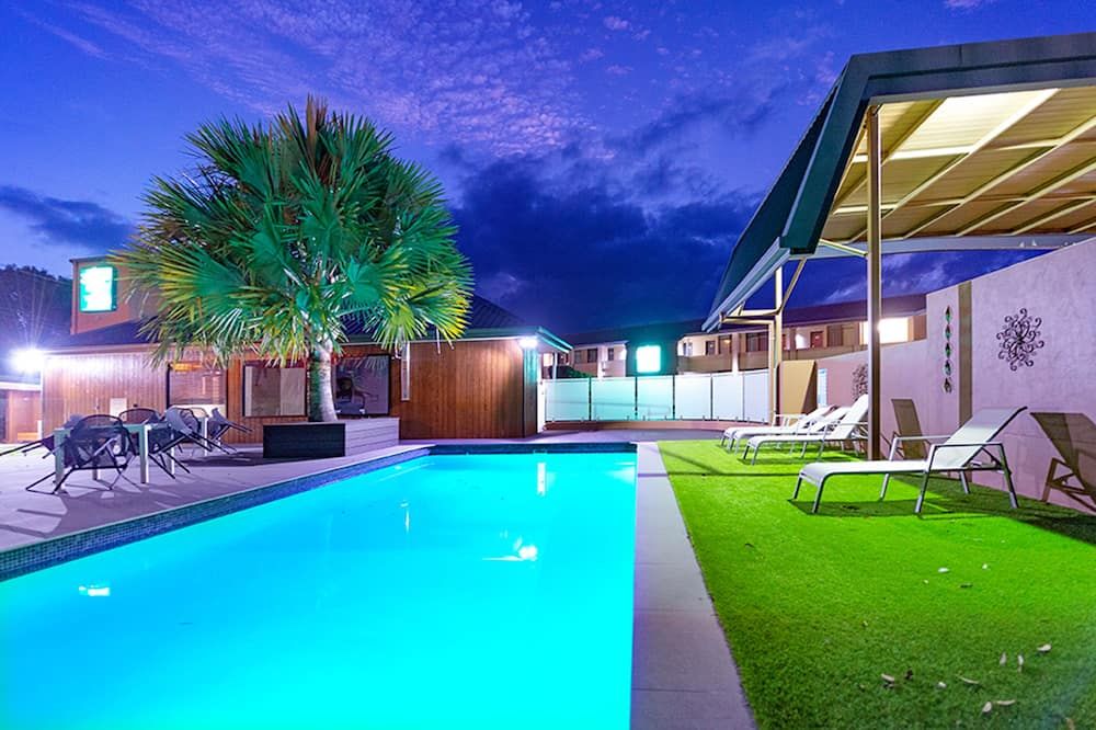 בריכה תמונה