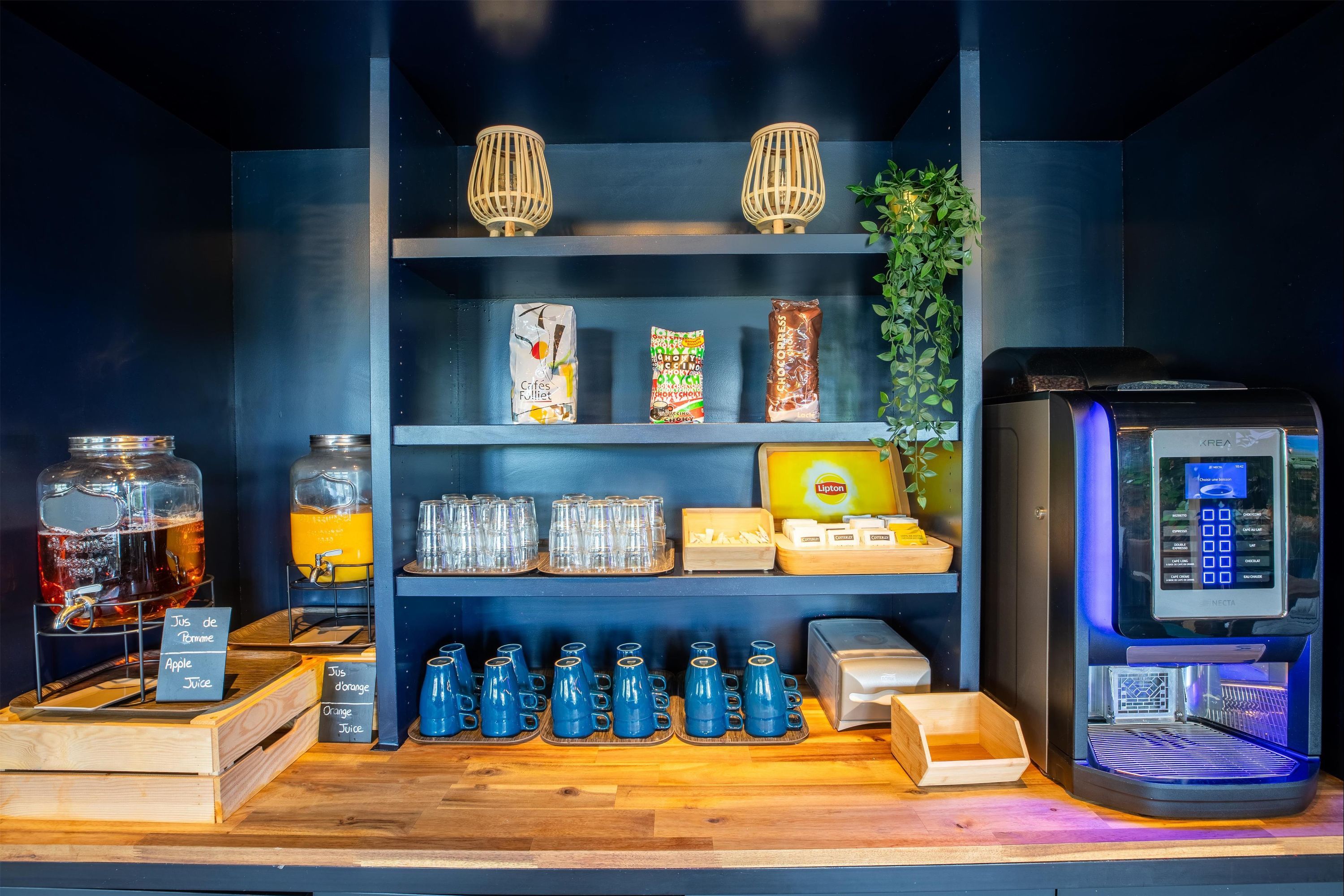 חדר אוכל תמונה