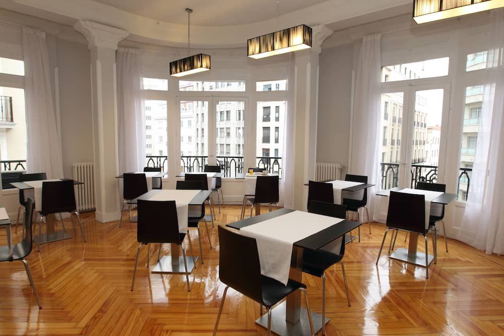 מסעדה תמונה