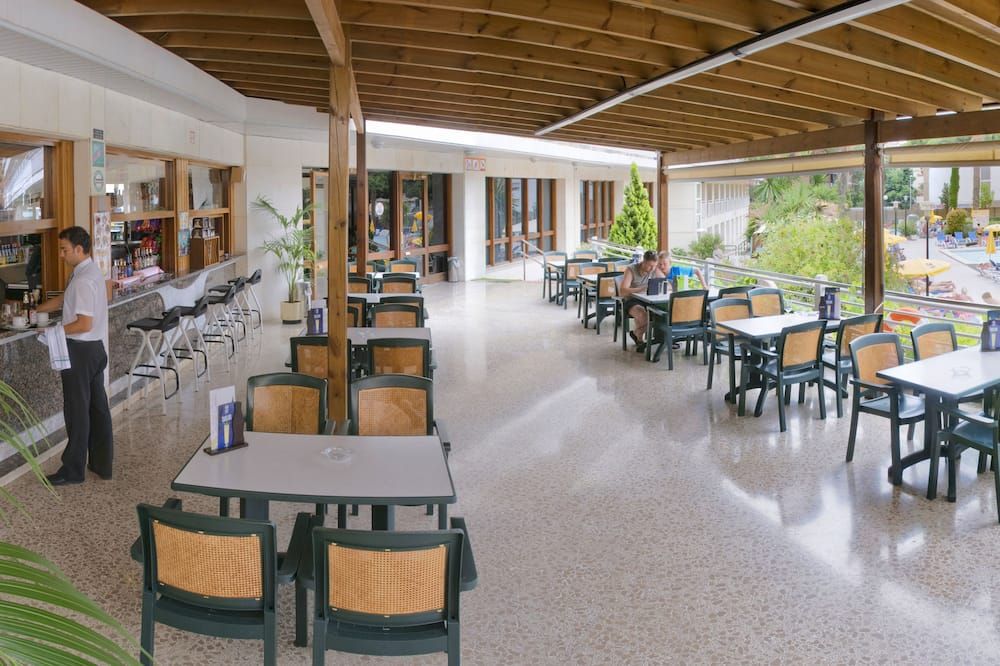 מסעדה תמונה