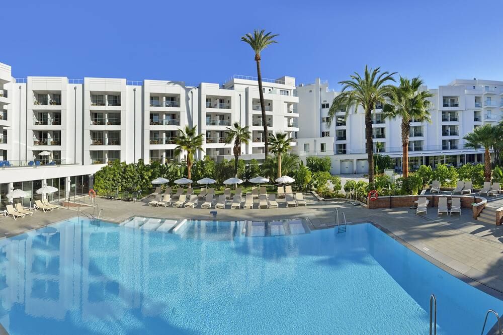 בריכה תמונה