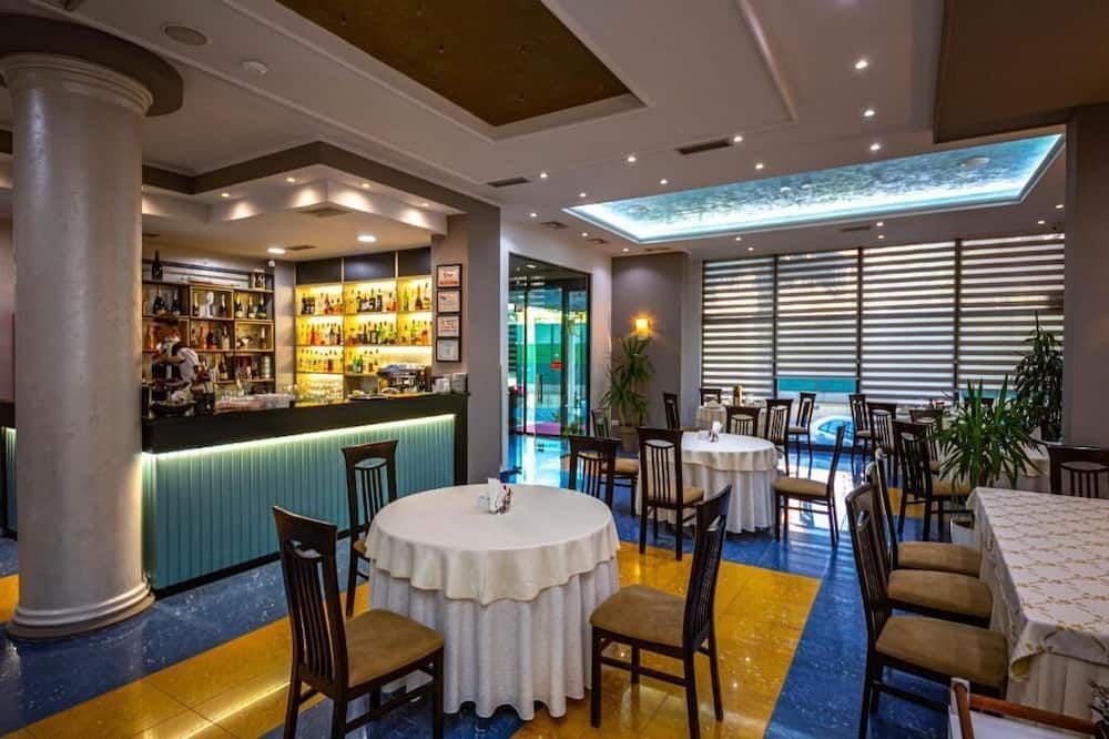 מסעדה תמונה