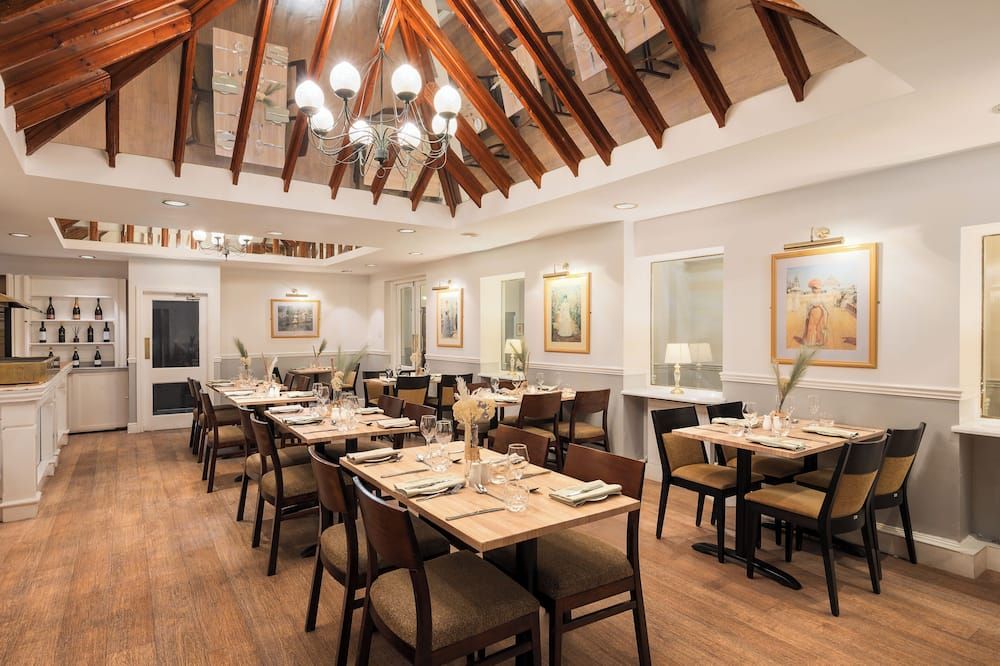 מסעדה תמונה