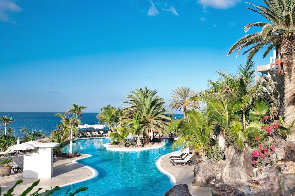 בריכה תמונה