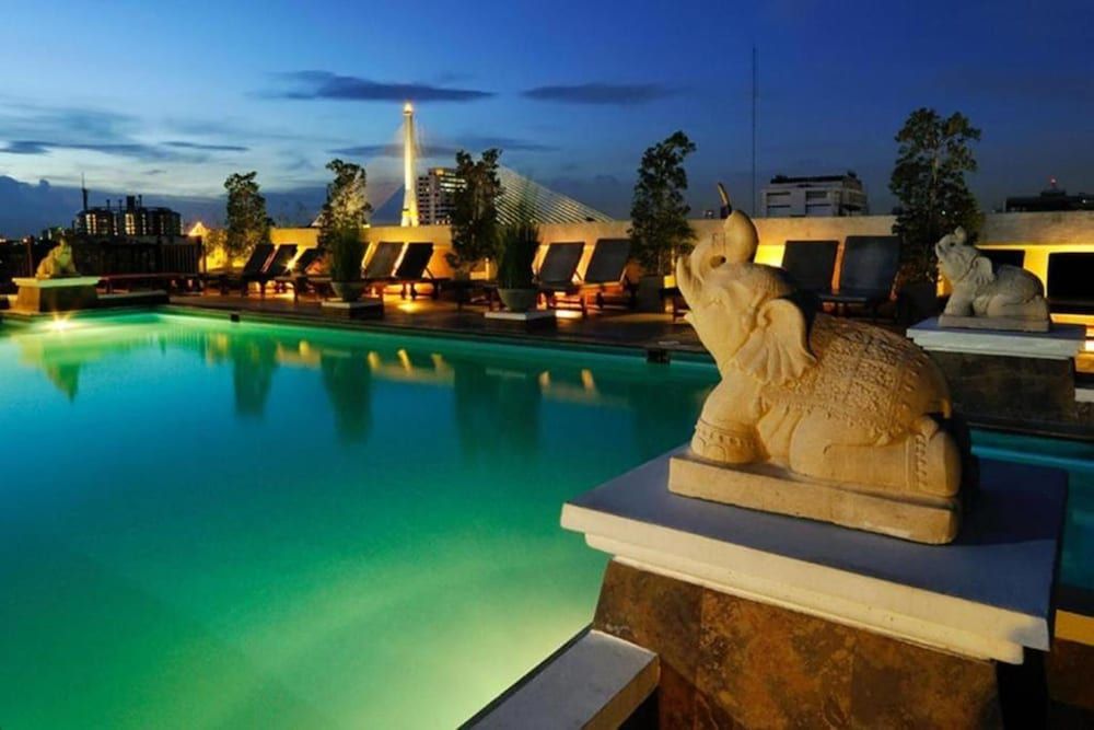 בריכה תמונה