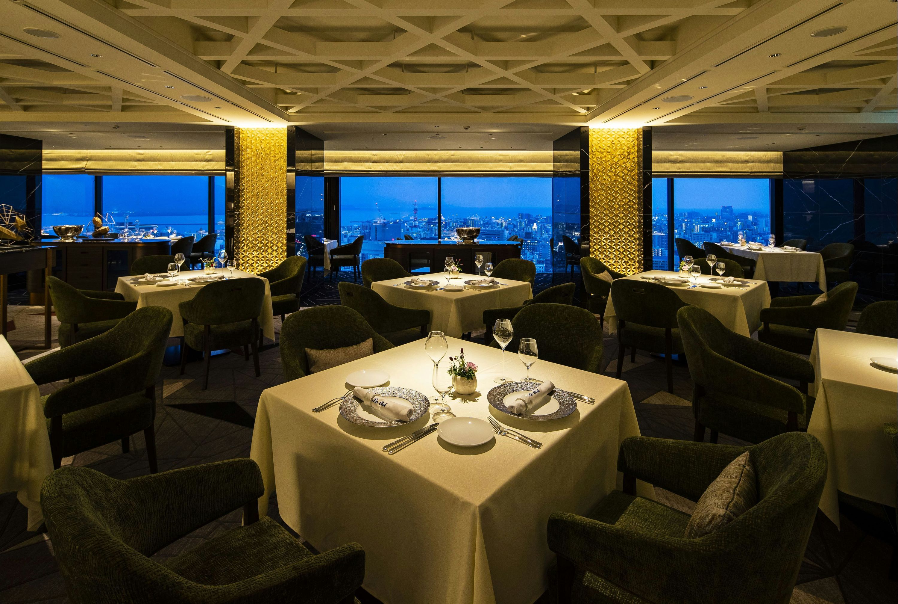 מסעדה תמונה