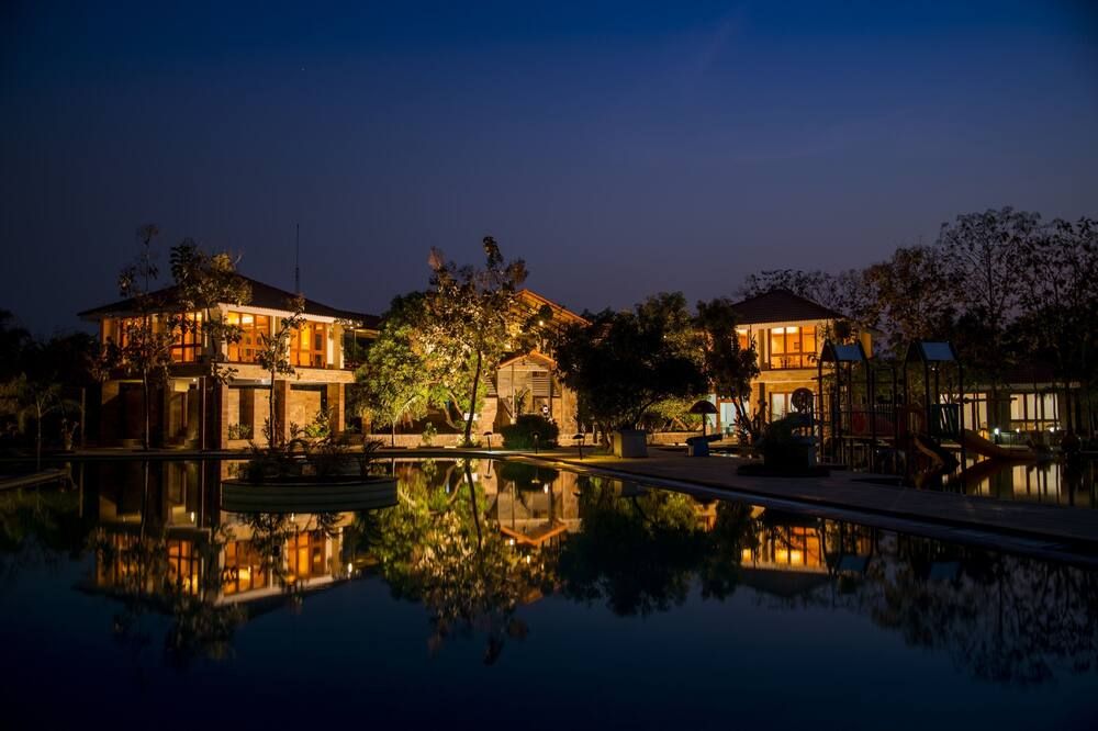 בריכה תמונה