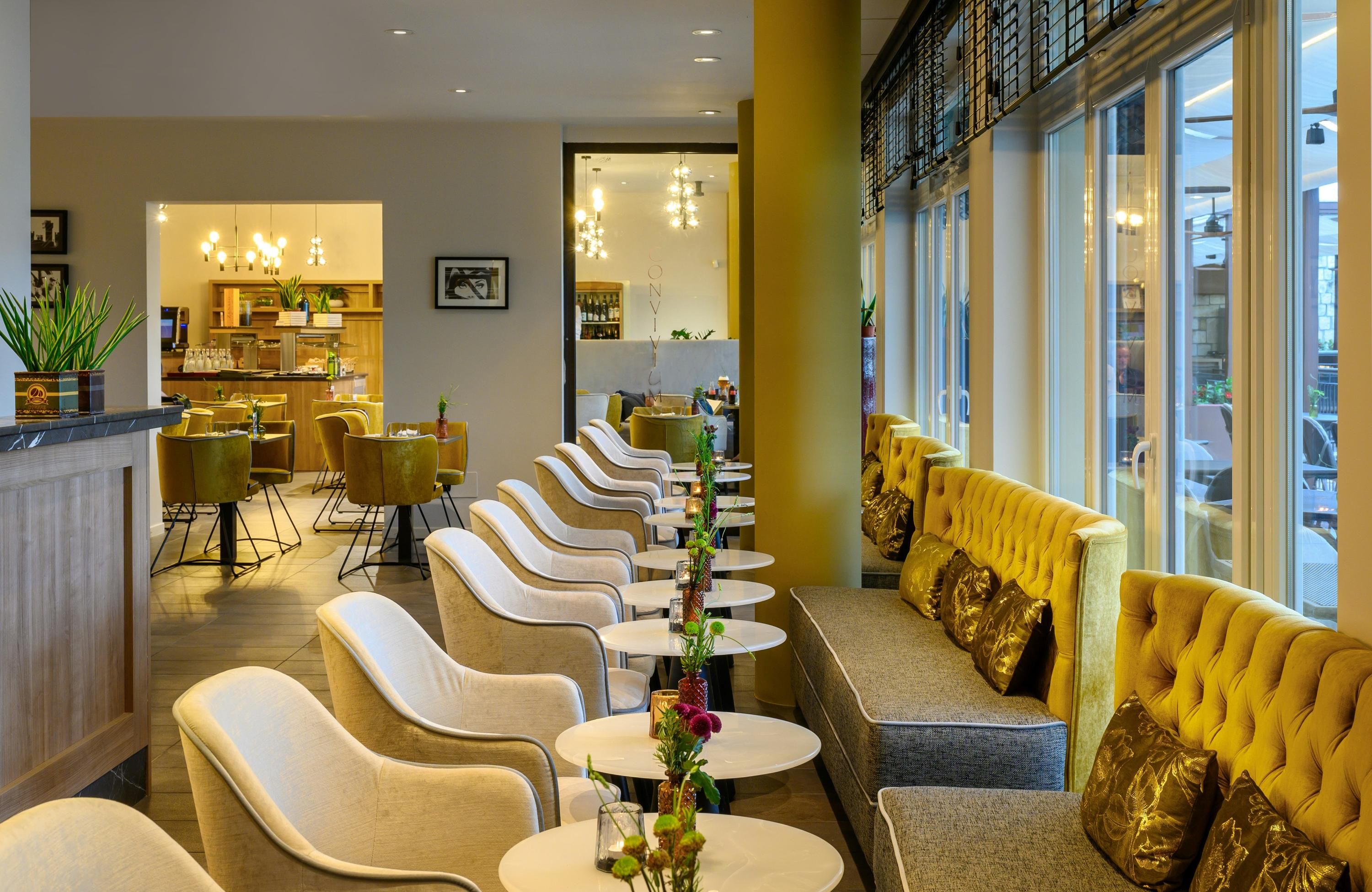 מסעדה תמונה