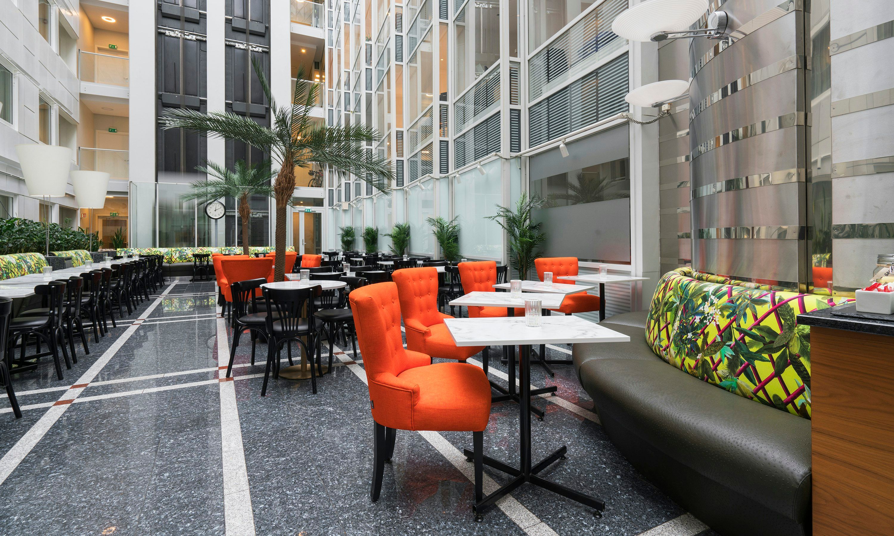 מסעדה תמונה