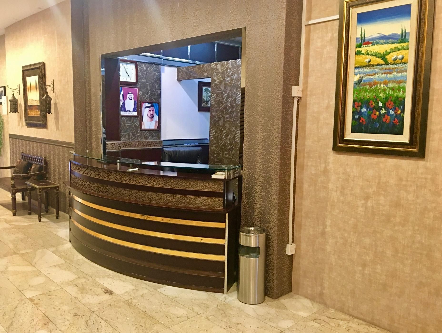 דלפק קבלה תמונה