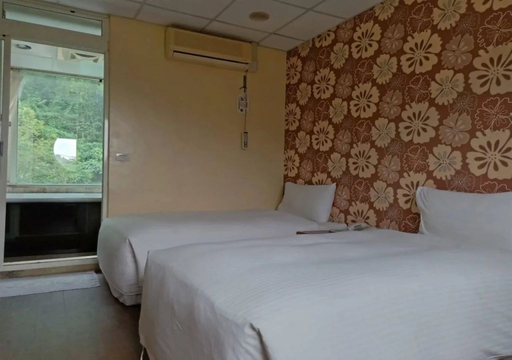 אחר