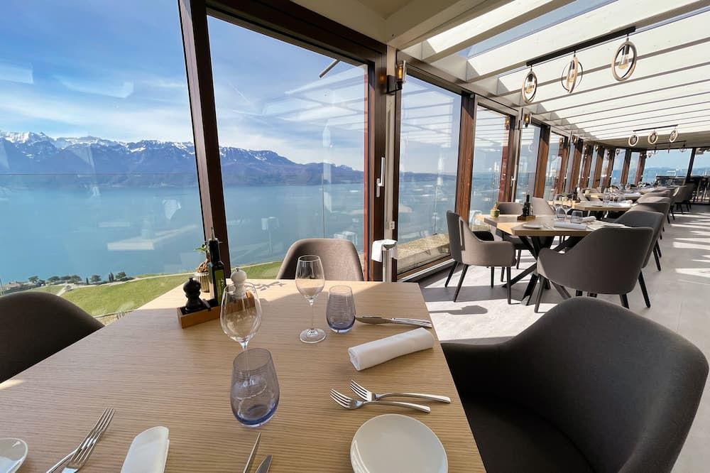 מסעדה תמונה