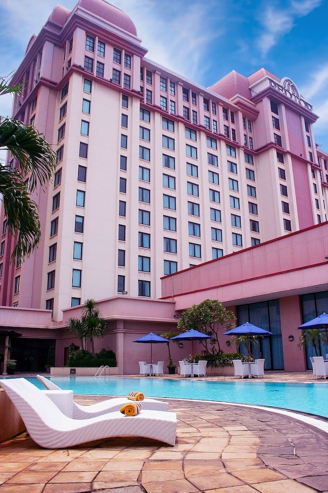 בריכה תמונה