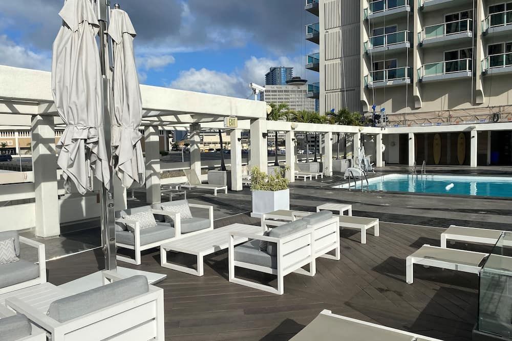 בריכה תמונה