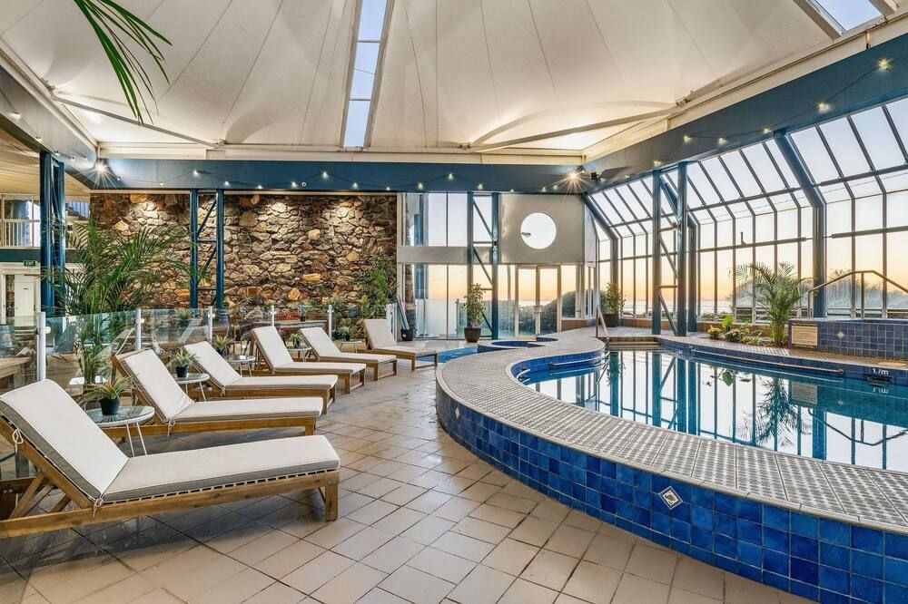 בריכה תמונה