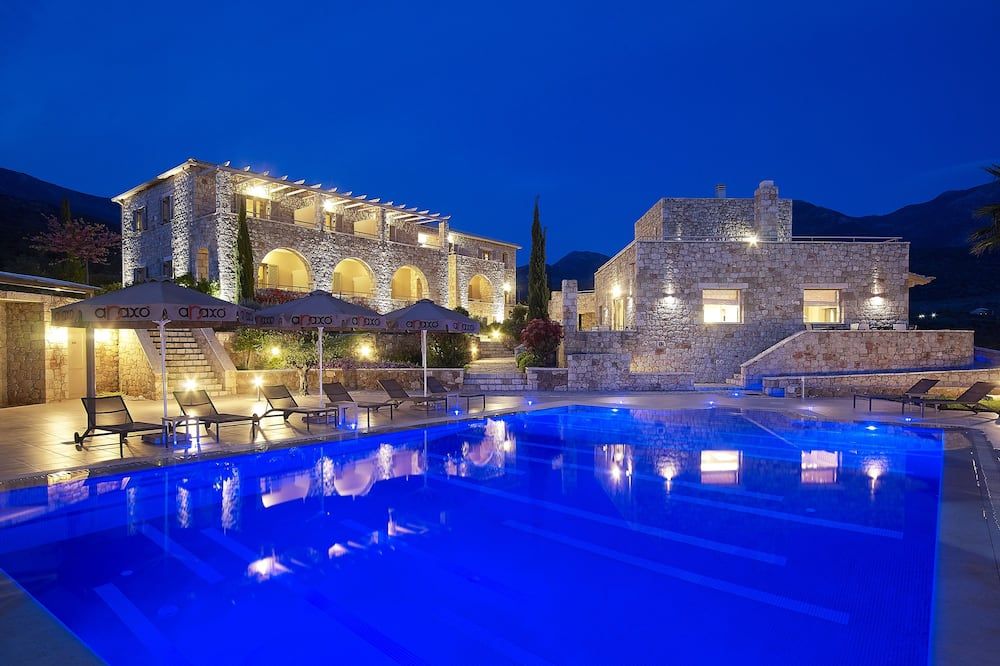 בריכה תמונה