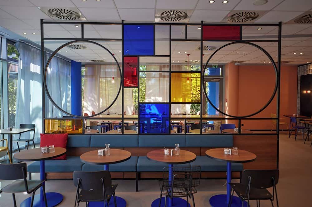 מסעדה תמונה