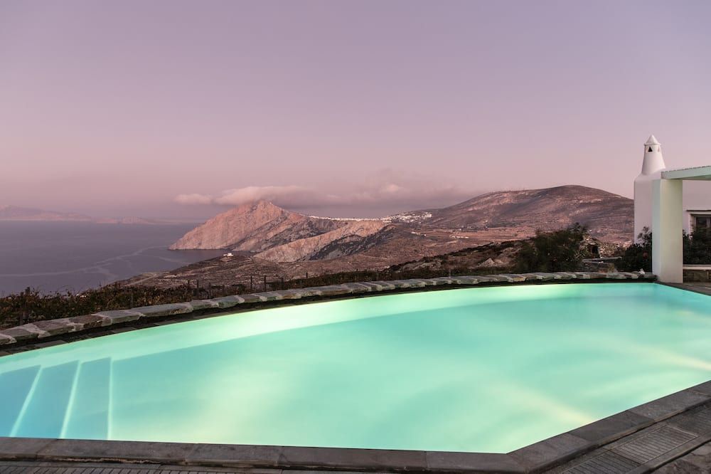 בריכה תמונה