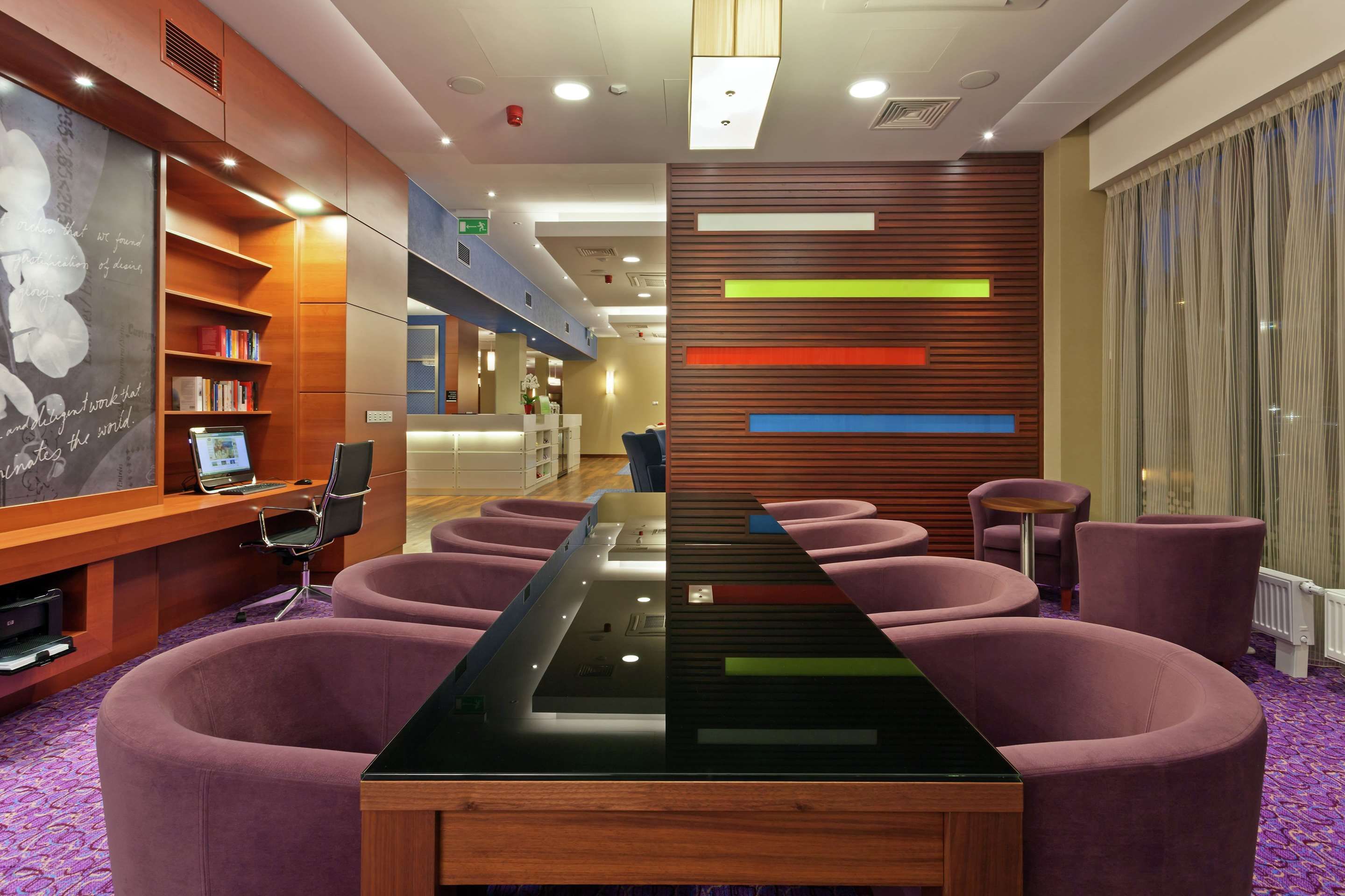 מסעדה תמונה