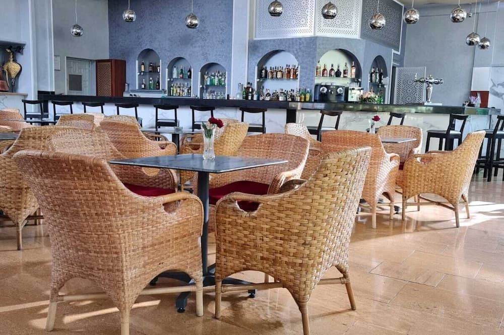 מסעדה תמונה