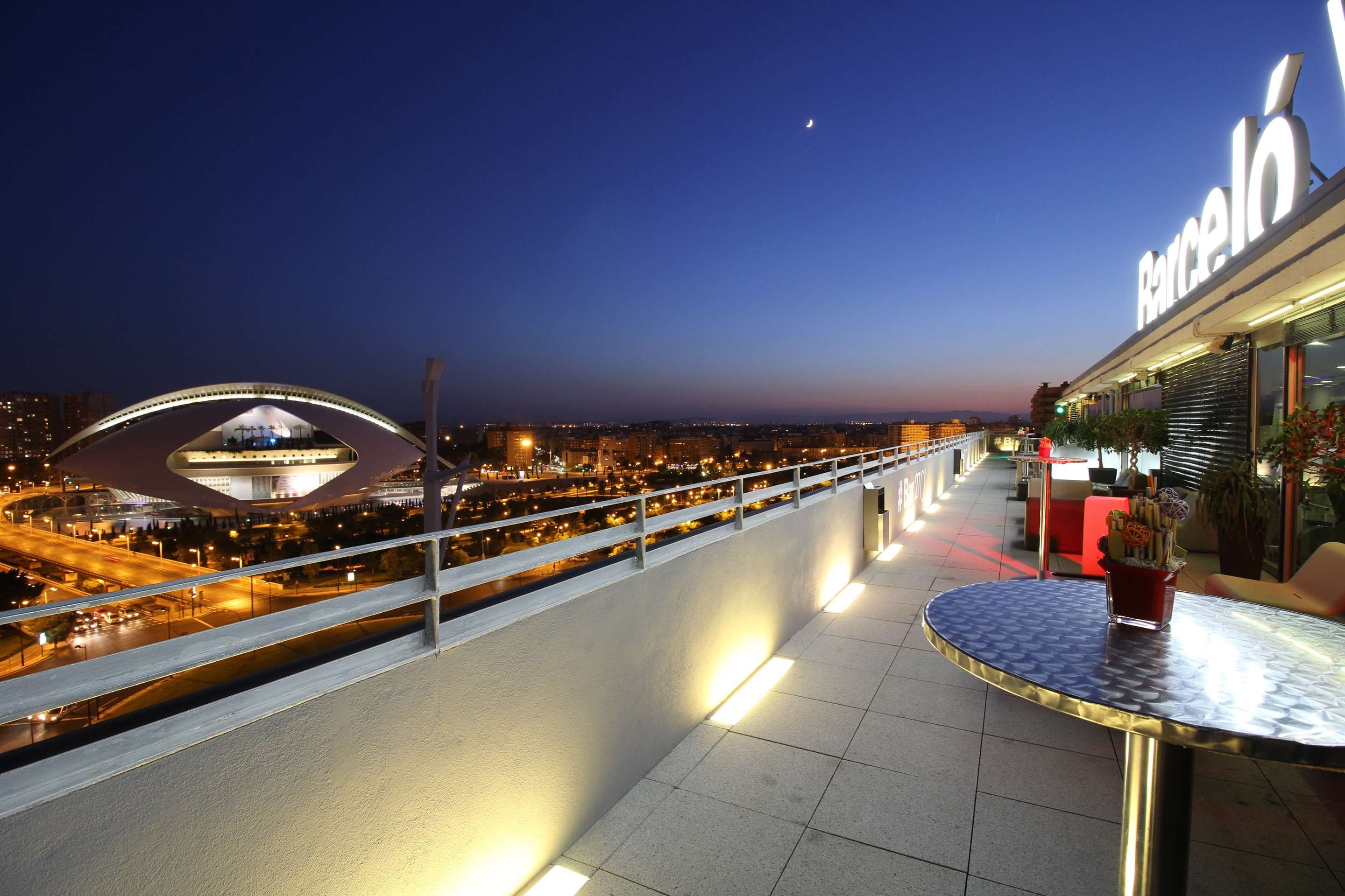 בניין תמונה