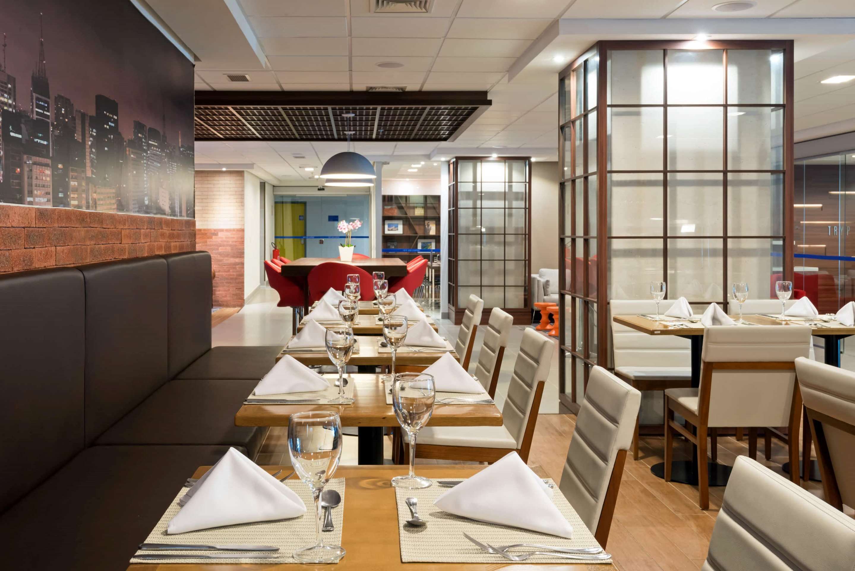 מסעדה תמונה