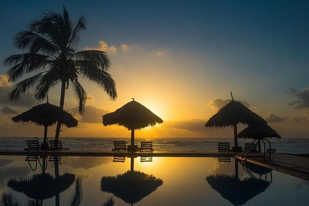 בריכה תמונה