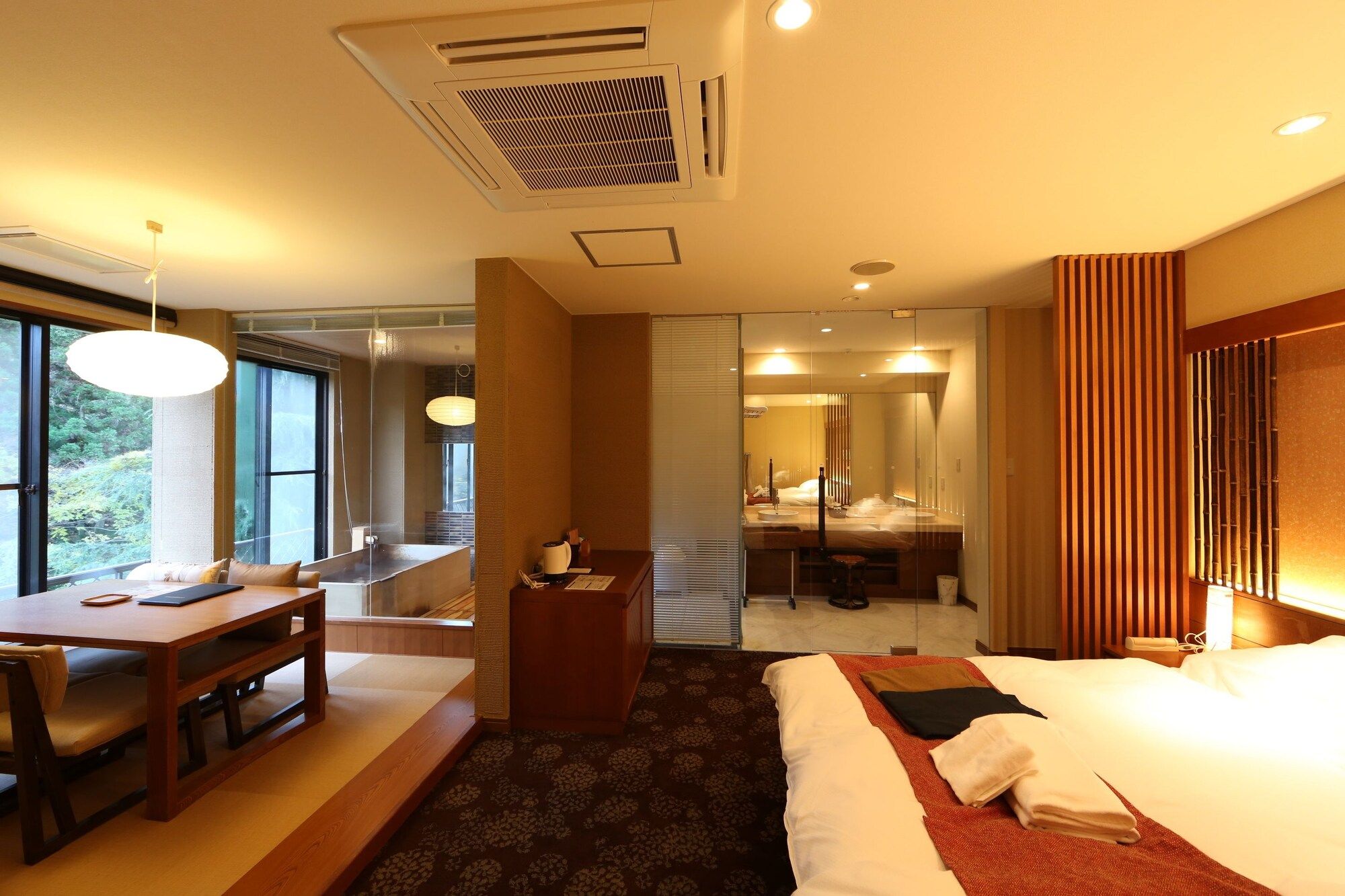 אחר תמונה