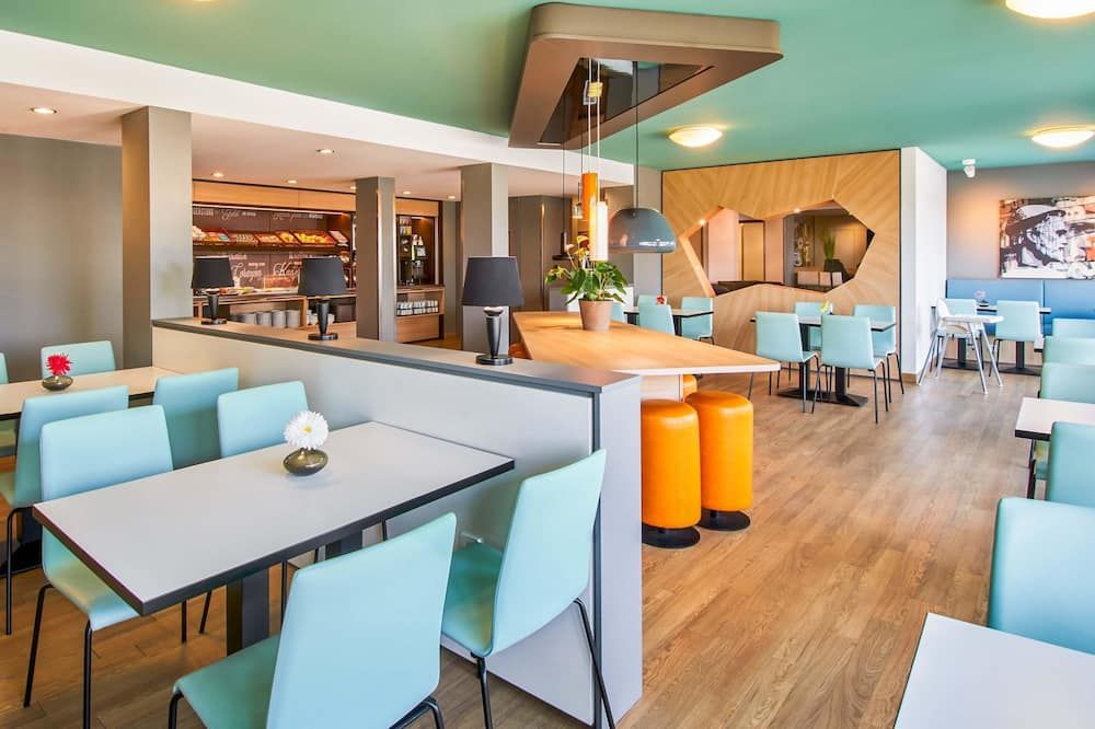 מסעדה תמונה