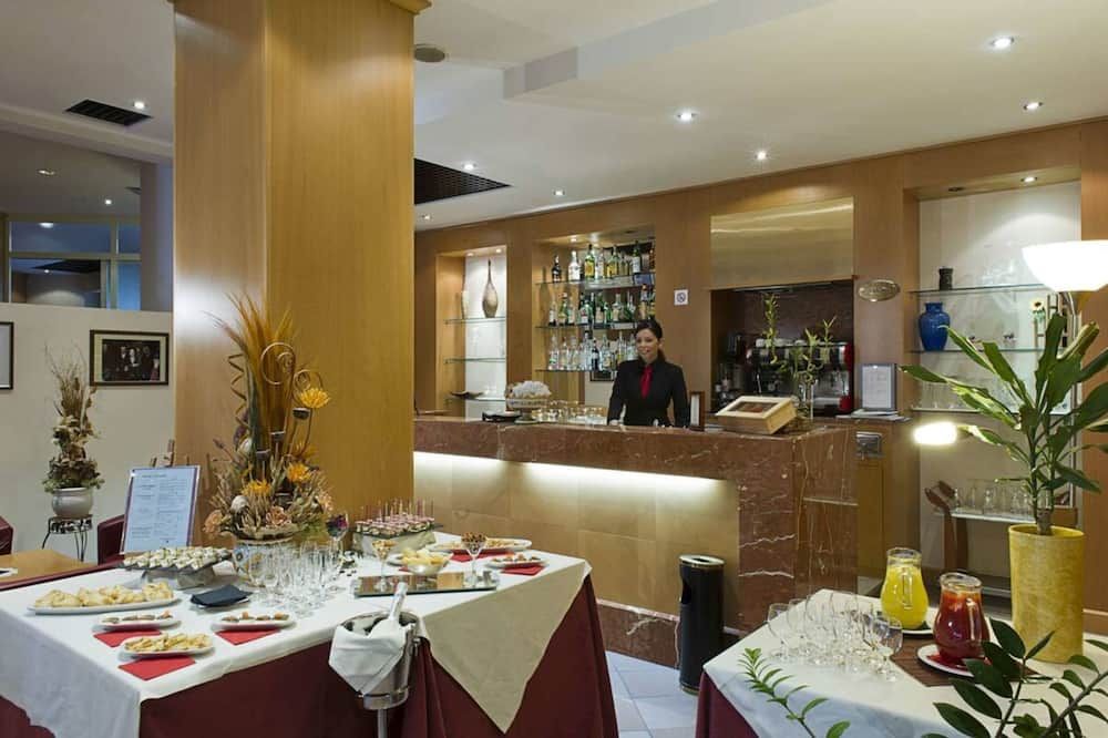 מסעדה תמונה