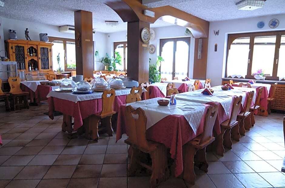 מסעדה תמונה