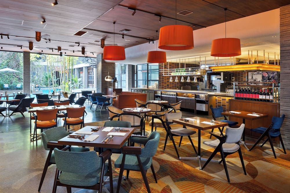 מסעדה תמונה