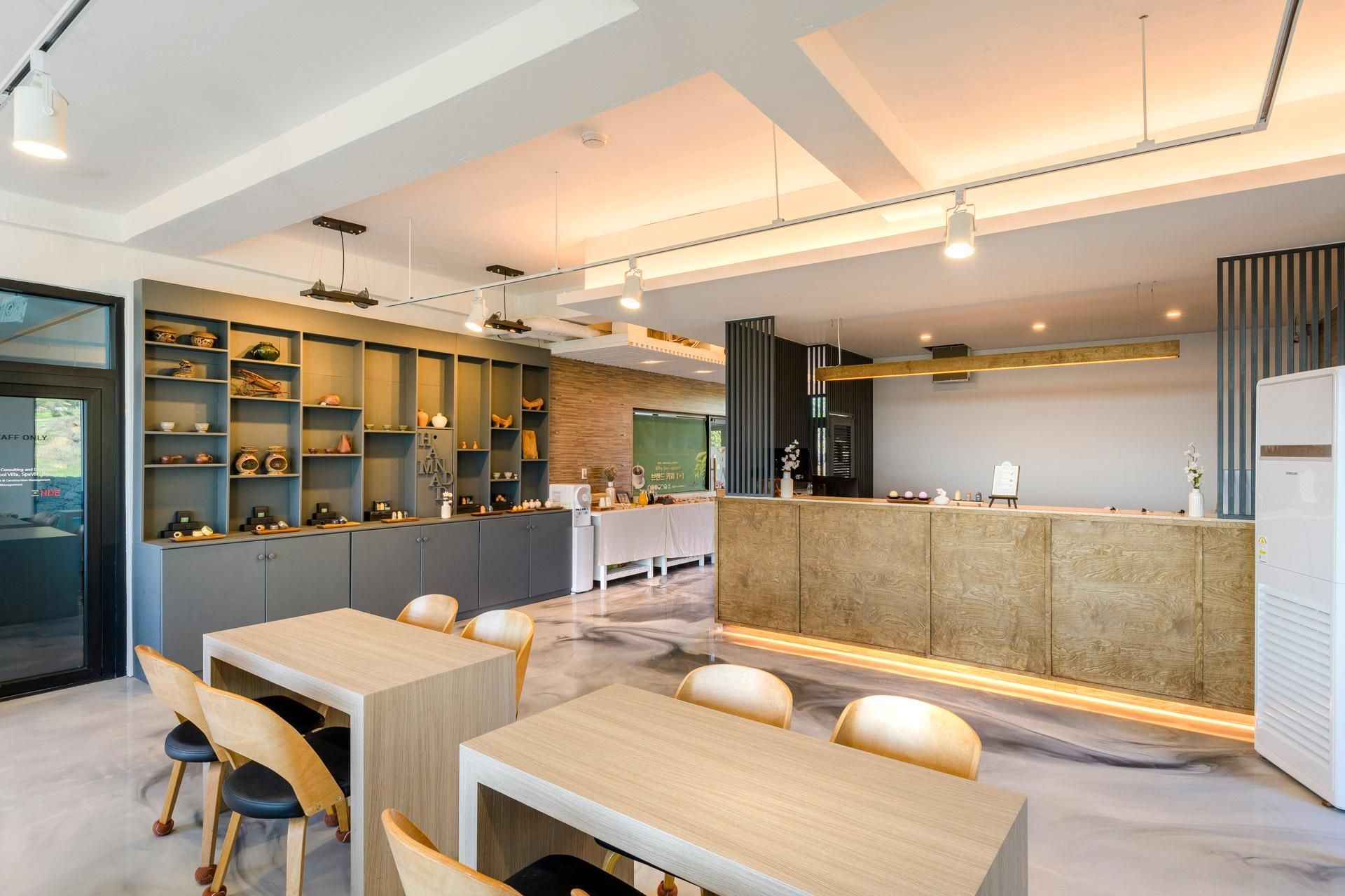 מסעדה תמונה