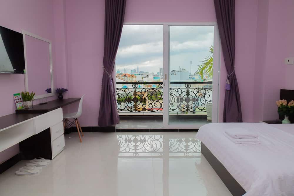 אחר