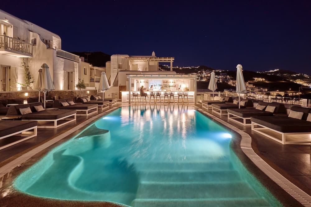 בריכה תמונה