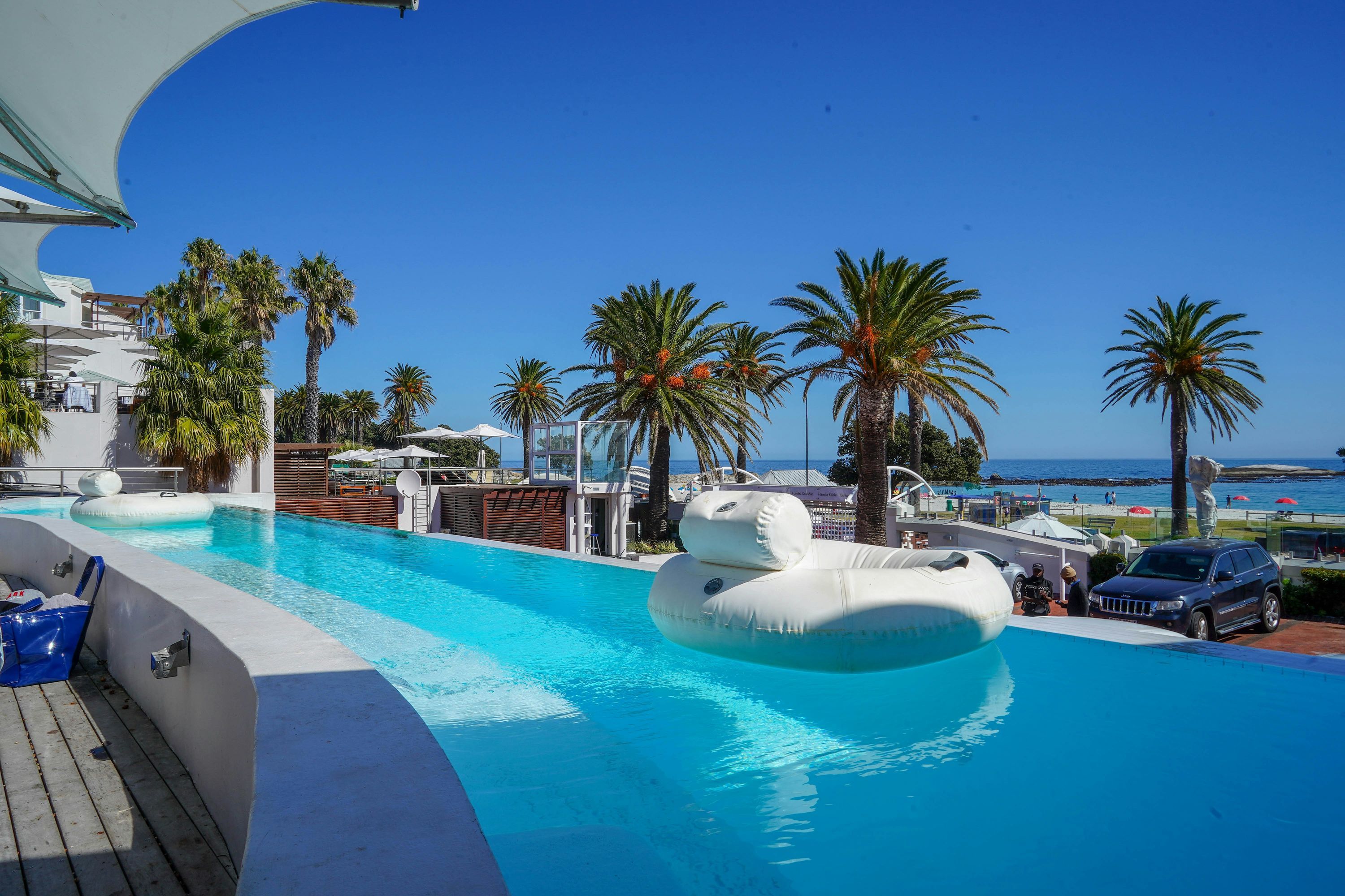 בריכה תמונה