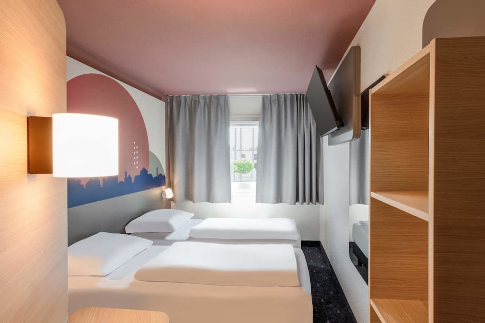 אחר
