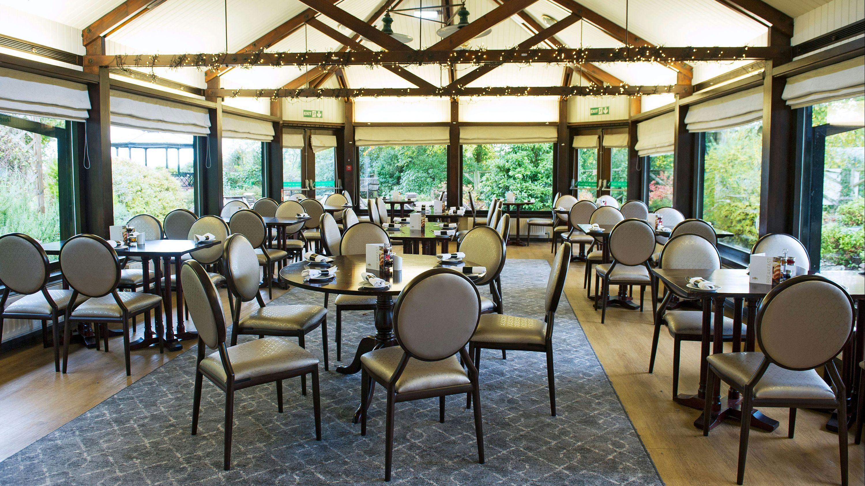 מסעדה תמונה