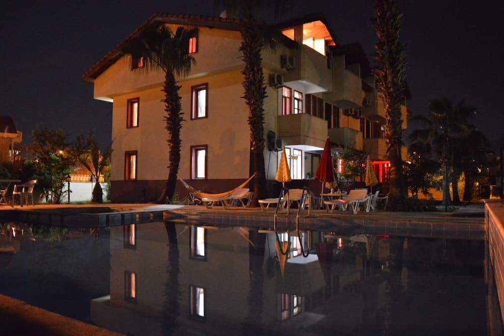 אחר